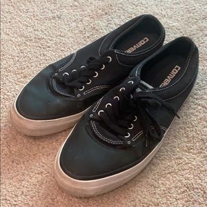 Converse skate shoes